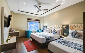 The Ivy Grand Hotel - 5 Minutes From Connaught Place And New Delhi Railway Station With Free Secured Parking